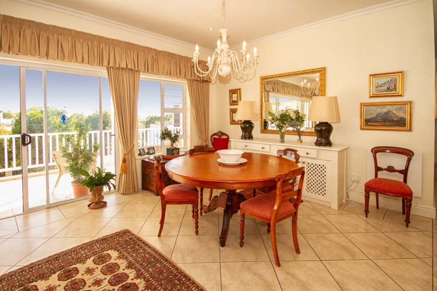 3 Bedroom Property for Sale in Upper Main Street Western Cape